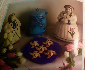 Dutch Boy & Girl Cookie Jars by Shawnee Pottery.